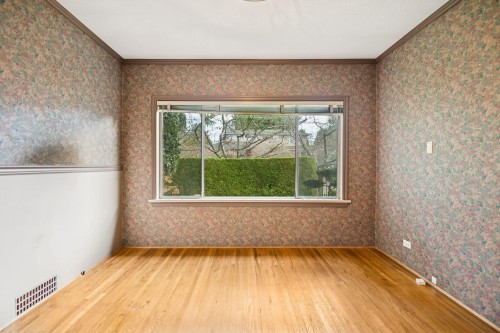 5525 Crown Street, Vancouver, BC 