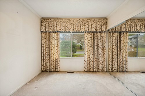 5525 Crown Street, Vancouver, BC 