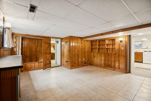 5525 Crown Street, Vancouver, BC 