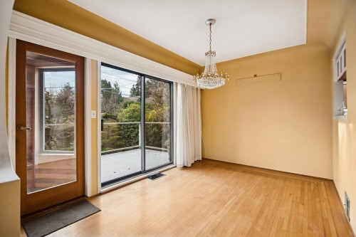 5525 Crown Street, Vancouver, BC 