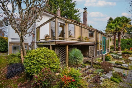 5525 Crown Street, Vancouver, BC 