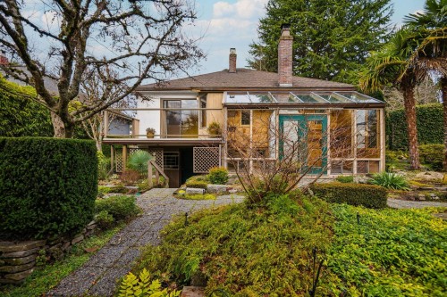 5525 Crown Street, Vancouver, BC 