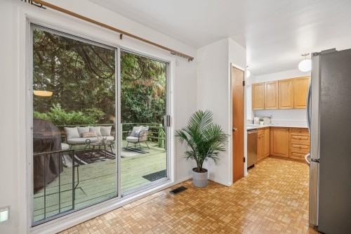 2174 Hoskins Road, North Vancouver, BC 