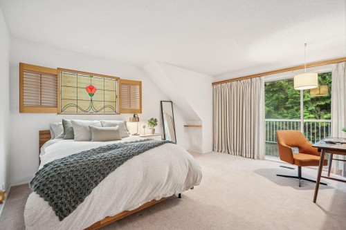 2174 Hoskins Road, North Vancouver, BC 