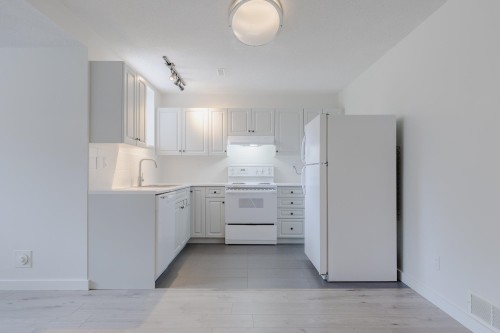 3320 Abbey Lane, Coquitlam, BC 