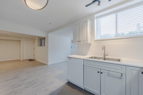 3320 Abbey Lane, Coquitlam, BC 