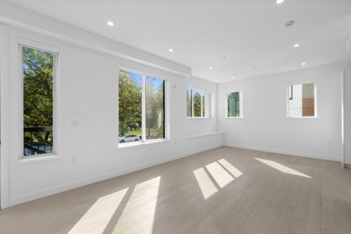 807 33Rd Avenue W, Vancouver, BC 