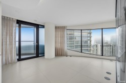 2207-1033 Nelson Street  Vancouver, BC V6E 0E5