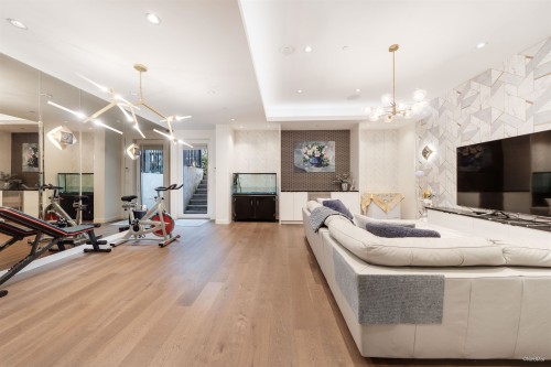 3781 24Th Avenue W, Vancouver, BC 