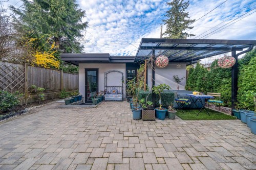 3781 24Th Avenue W, Vancouver, BC 