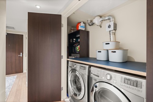 204-210 Salter Street, New Westminster, BC 