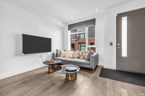 7623 Yukon Street, Vancouver, BC 