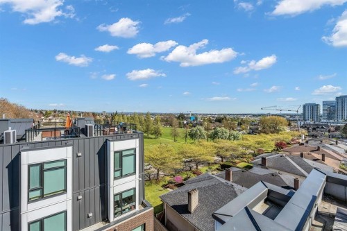 7623 Yukon Street, Vancouver, BC 