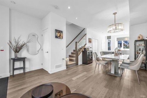 7623 Yukon Street, Vancouver, BC 