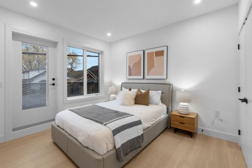 2609 Dundas Street, Vancouver, BC 