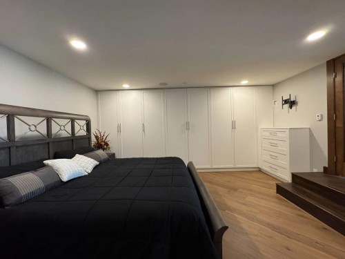 Lower-20998 River Rd, Maple Ridge, BC 