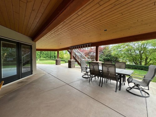 Lower-20998 River Rd, Maple Ridge, BC 