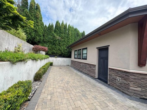 Lower-20998 River Rd, Maple Ridge, BC 