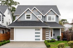 5634 52 Avenue  Delta, BC V4K 2C5