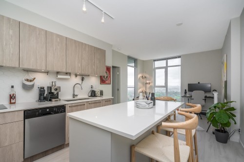 1303-691 North Road  Coquitlam, BC V3J 0H9