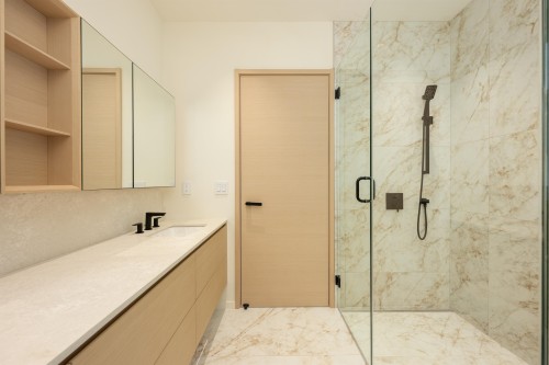 4475 Wallace Street, Vancouver, BC 