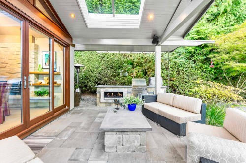 389 Moyne Drive, West Vancouver, BC 