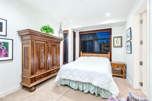 389 Moyne Drive, West Vancouver, BC 