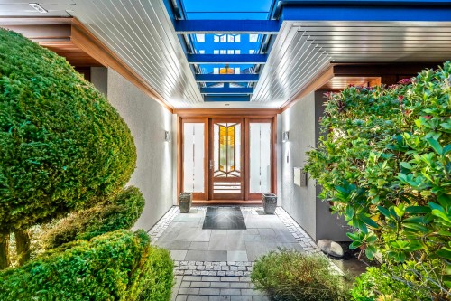 389 Moyne Drive, West Vancouver, BC 