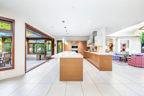 389 Moyne Drive, West Vancouver, BC 