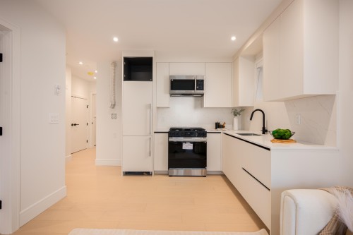 7380 Maple Street, Vancouver, BC 