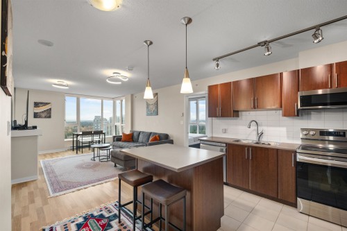 3003-1178 Heffley Crescent, Coquitlam, BC 