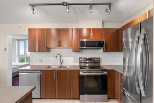 3003-1178 Heffley Crescent, Coquitlam, BC 