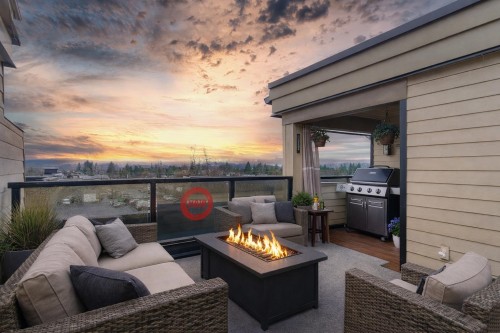 205-22720 119 Avenue  Maple Ridge, BC V2X 2Z8