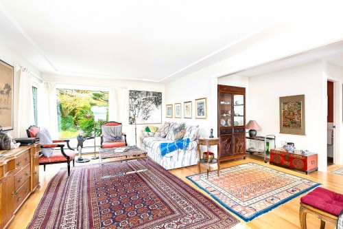 2328 Bellevue Avenue, West Vancouver, BC 