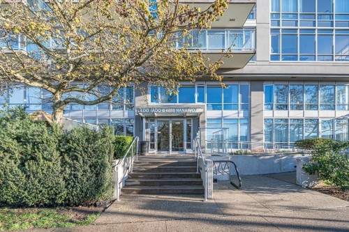 612-4888 Nanaimo Street  Vancouver, BC V5N 0B5