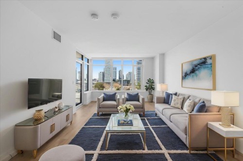 4002-2186 Gilmore Avenue  Burnaby, BC V5C 0N7