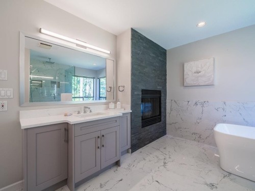 1516 Whitebark Place, Coquitlam, BC 