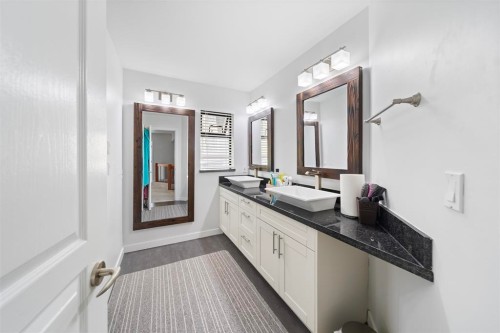 1516 Whitebark Place, Coquitlam, BC 