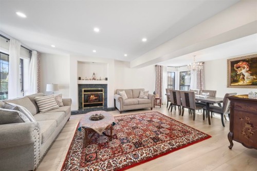 1516 Whitebark Place, Coquitlam, BC 