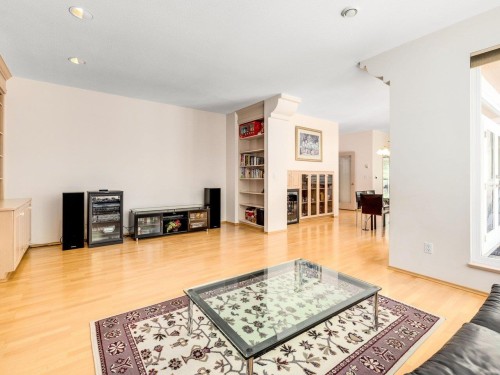 3340 River Road, Richmond, BC 