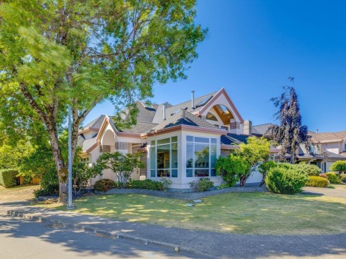 3340 River Road, Richmond, BC 