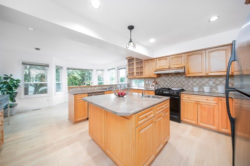 11700 Kingfisher Drive, Richmond, BC 