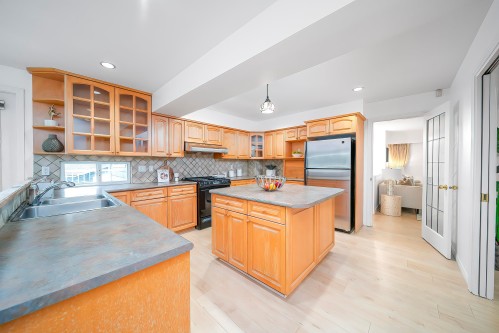 11700 Kingfisher Drive, Richmond, BC 