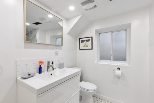 4188 13Th Avenue W, Vancouver, BC 