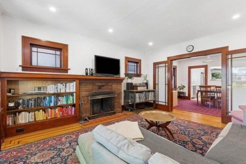 4188 13Th Avenue W, Vancouver, BC 