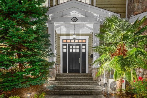 1197 Fulton Avenue, West Vancouver, BC 