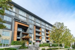 401-9877 University Crescent  Burnaby, BC V5A 0E5