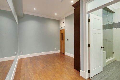 2168 16Th Avenue W, Vancouver, BC 