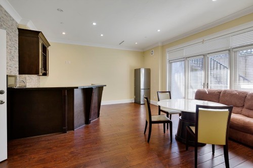 2168 16Th Avenue W, Vancouver, BC 