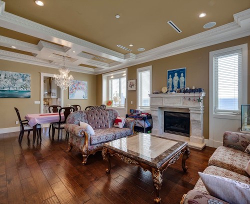 2168 16Th Avenue W, Vancouver, BC 